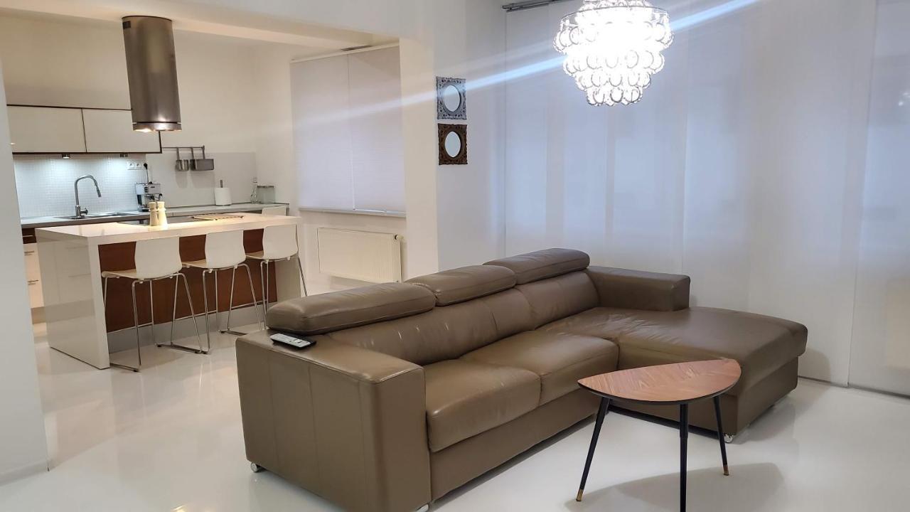 Apartman Julie Loket Exterior foto
